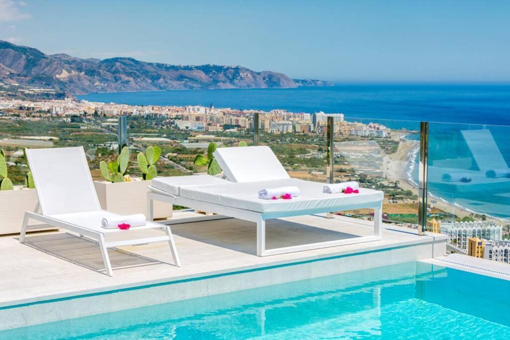 Villa Punta Lara Nerja Exteriör bild