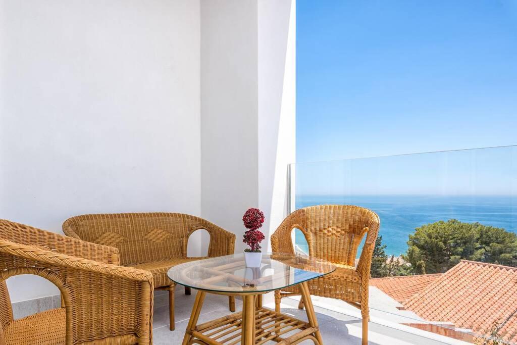 Villa Punta Lara Nerja Exteriör bild